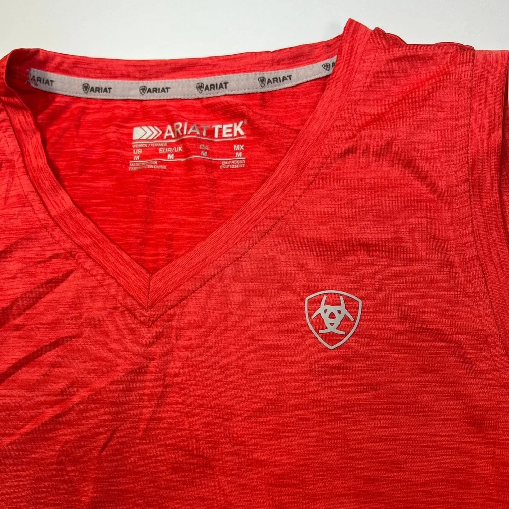 Ariat Tank Top Medium Red AriatTEK V-Neck Performance Activewear Sleeveless - Picture 3 of 9